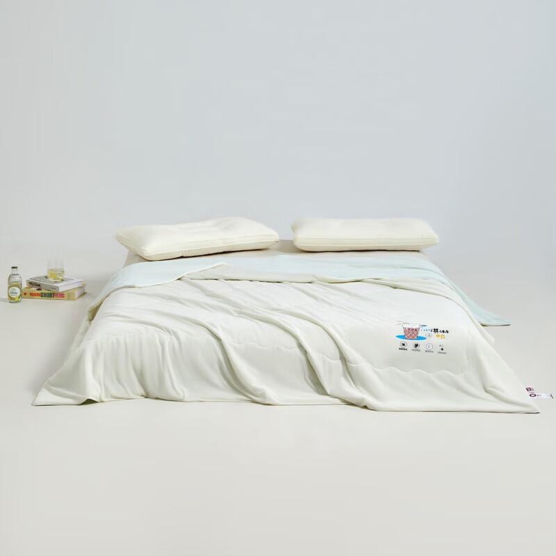

Muji Cooling Ice Cream Duvet