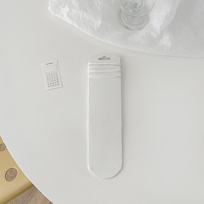 

Women s Spring and Summer Black and White Striped Mid-calf Socks, Sweat-absorbing and Breathable Women s Socks, Trendy and Versatile Pile Socks 1 pair білий