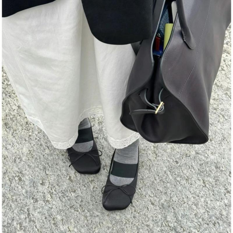 Fashion Black Satin Bow Decoration Pumps Women Elegant Square Toe Chunky Heel Mary Jane Shoes Cozy Shallow Dress Shoes Zapatos De Mujer