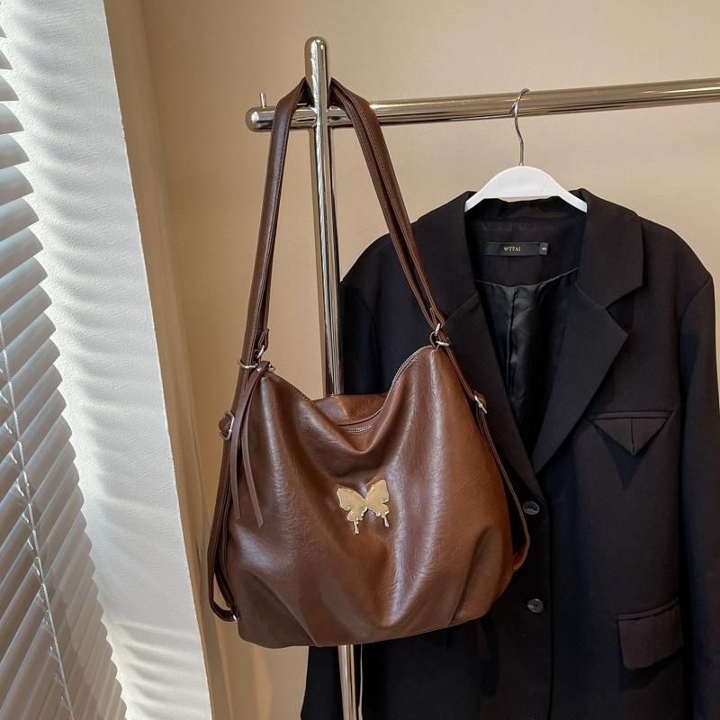 

Autumn and winter retro large-capacity bag women s 2024 new commuter backpack casual shoulder tote bag