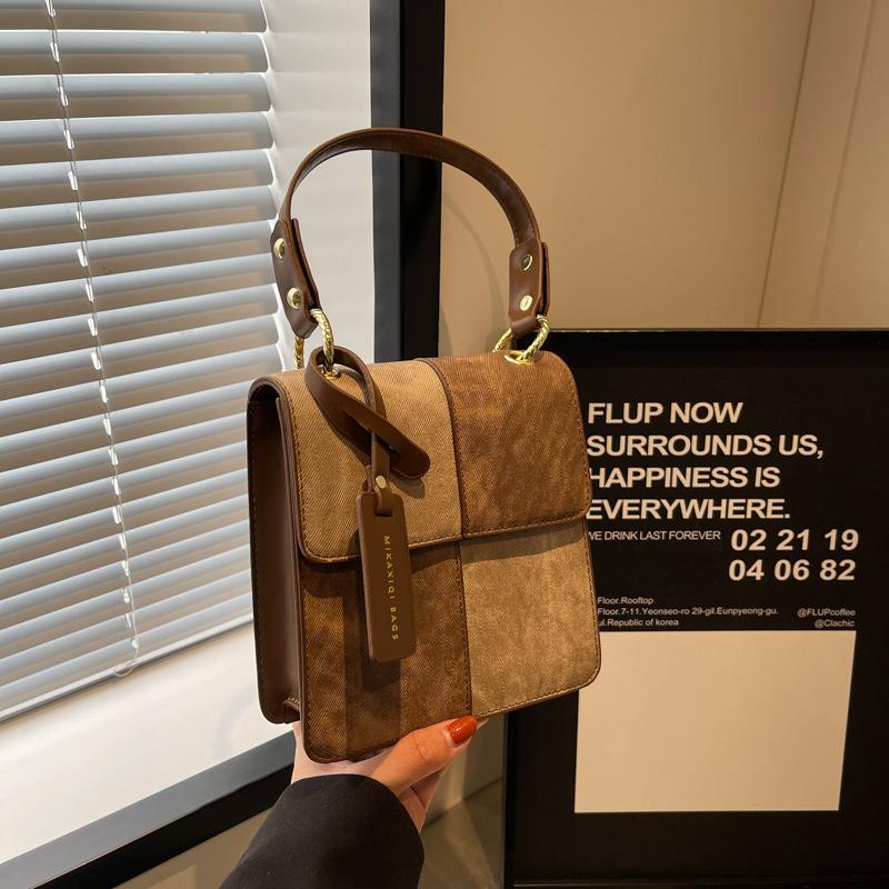 Fashion Women's Commuter Handbag New Fashion Shoulder Messenger Bag Small Square Bag