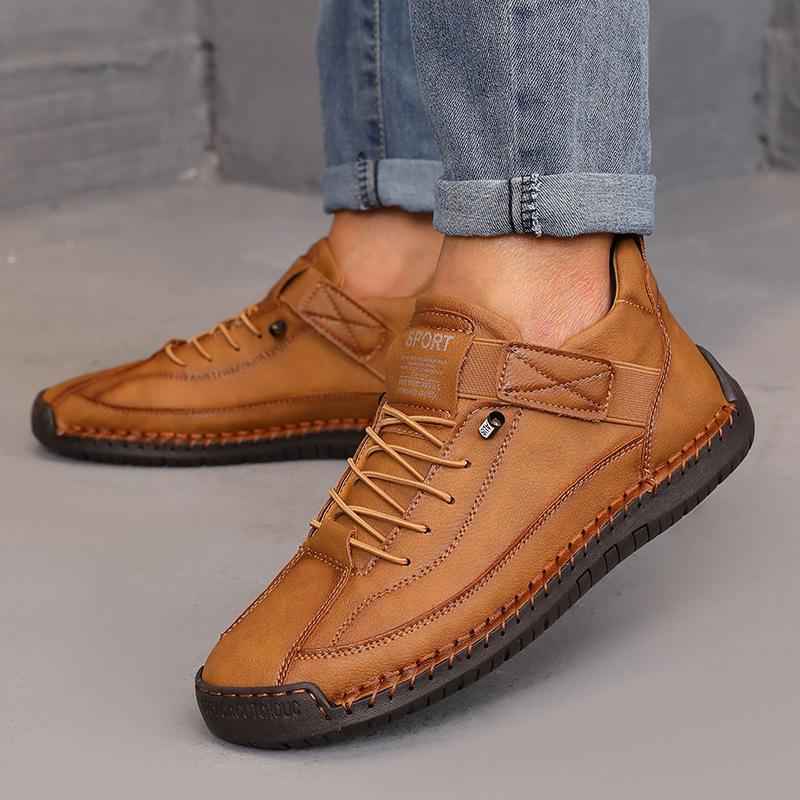 Fashion Women's Handmade Leather Casual Shoes Red Sneakers for Men Shoes Mid Top Women's Boots Anti Slip Spring Autumn Brown Men Loafers