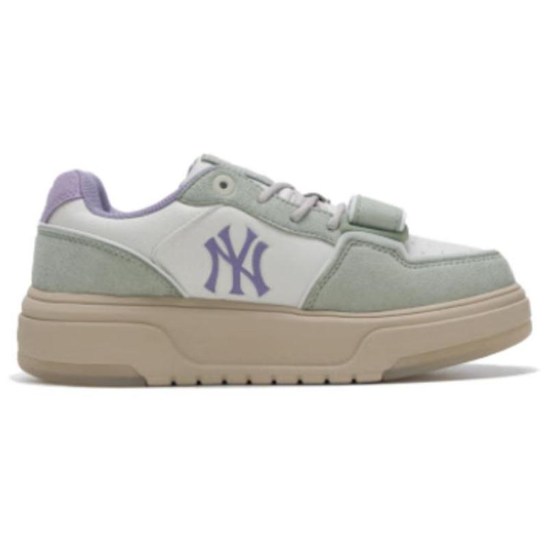 MLB New York Yankees Wear Resistant And Lightweight Low Top Skateboard Shoes Unisex White Sneakers 3ASXM086N-50OLS