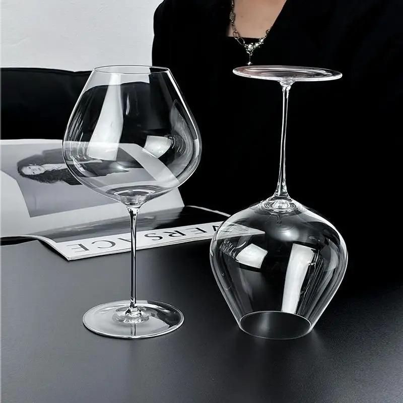 Ultra-dünnes Kristall- Weinglas-Set Hoher Stiel Bordeaux-Schale für Fine-Dining-Restaurant Hotel Bar Rot-Weißwein