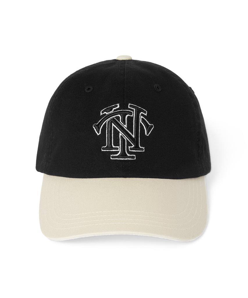 THISISNEVERTHAT Monogramm Kappe Schwarz/Elfenbein