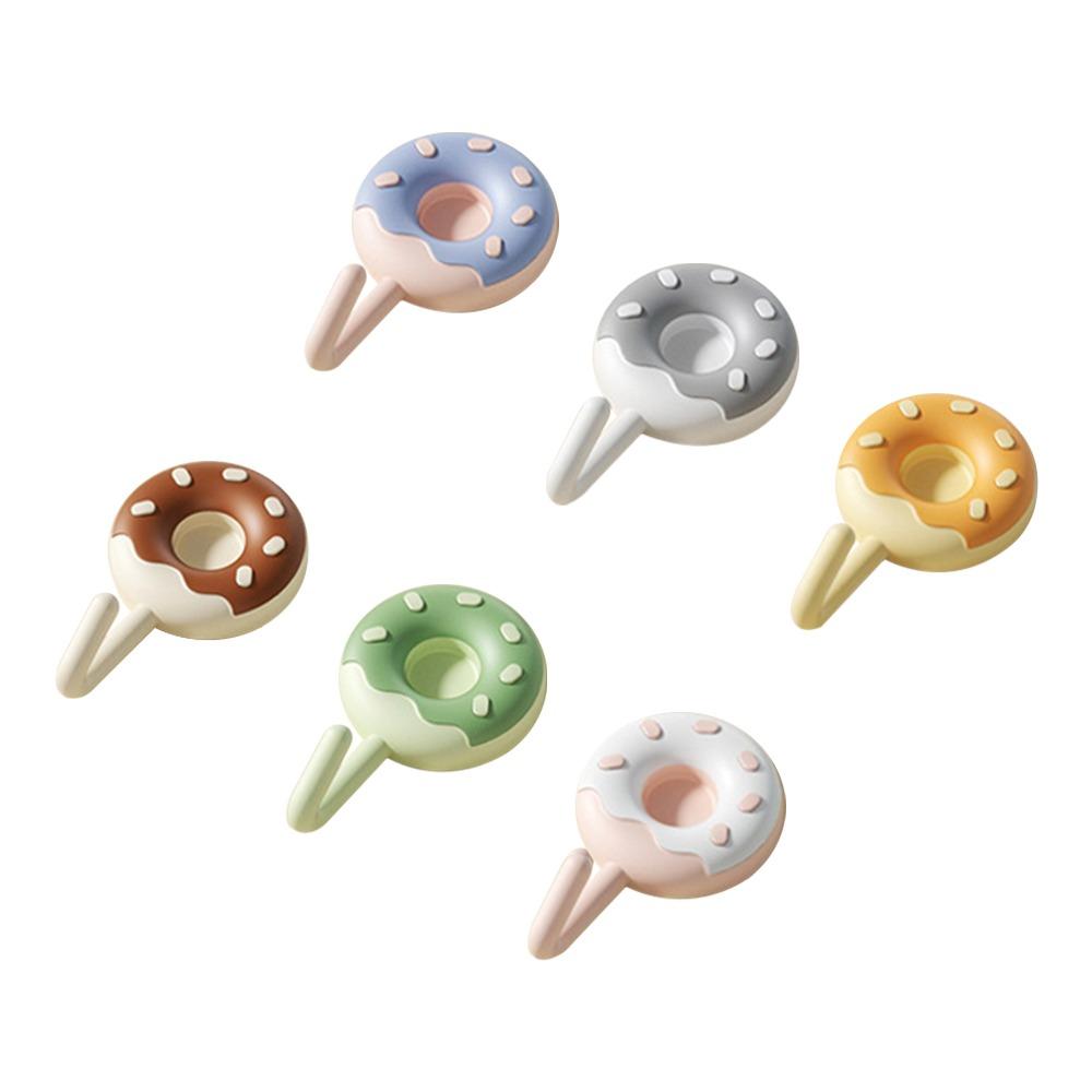 

6 шт. Самоклеящиеся крючки без пробивания отверстий, Бесследная вешалка, Новый крючок-пончик разноцветный