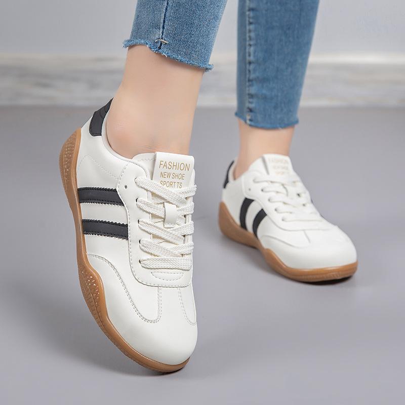 2025 Spring New Lightweight Versatile German Training Shoes Fashionable Soft-soled Women's White Shoes Casual Non-slip Sports Shoes