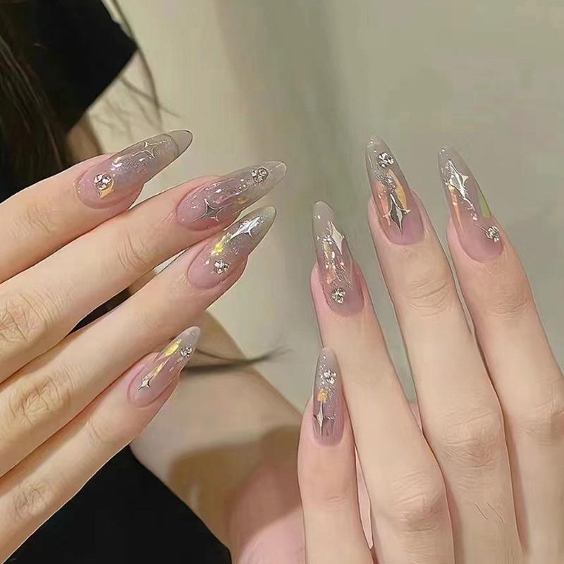

Cat Eye Star Oval Nail Patches: Stylish Long Manicure with Advanced Crystal Accents