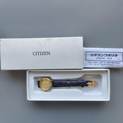 Used [Unused, with Box] Citizen JUNCTION Ladies' Watch Gold