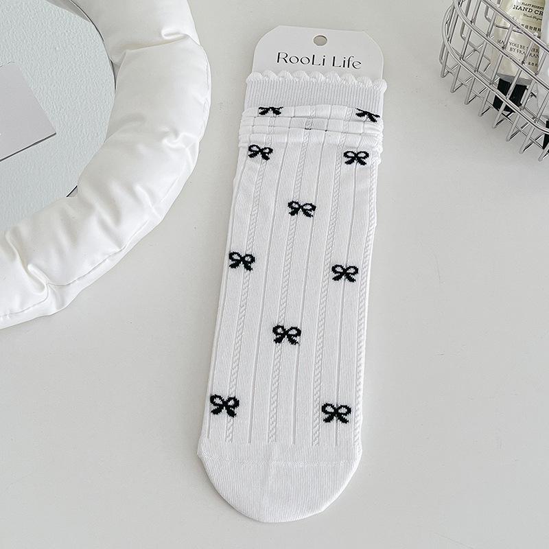 Women's Gray Lace Bow Mid-Calf Cotton Socks - Cute, Thin, Sweat-Absorbent, Boneless Design