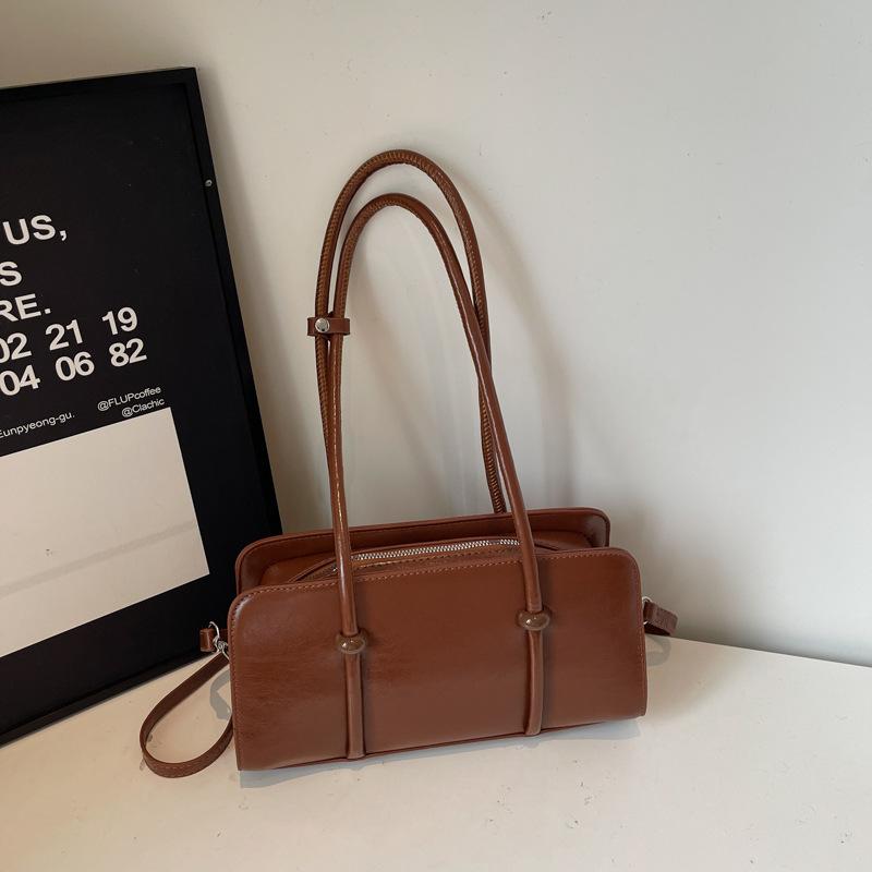 Retro Bag Women's Large Capacity 2025 New Autumn and Winter Versatile Shoulder Underarm Bag Casual Texture Commuter Pillow Bag