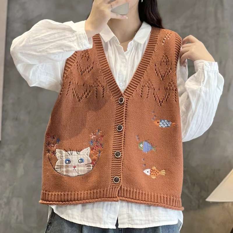 Women's Knitted Vest with Kitten and Fish Embroidery Loose Cardigan Top