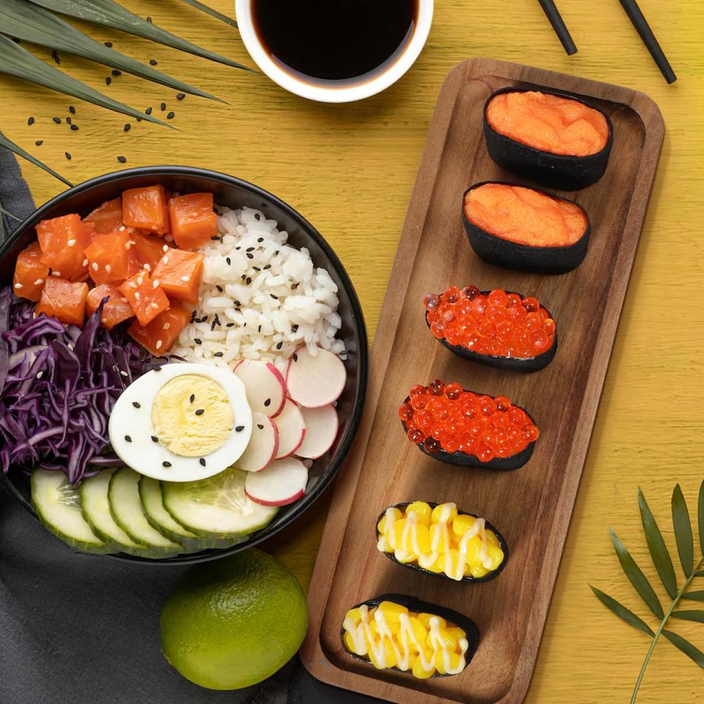 Vaguelly Set of 6 Simulation Sushi Onigiri Plastic Model Food Decorative Perfect for Kitchen and Party Decorations Models, Samples, Toys,