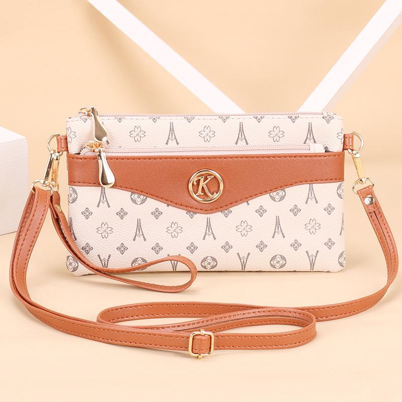 Middle-aged bag women's new fashionable atmospheric shoulder bag versatile messenger bag women's mother-in-law small backpack