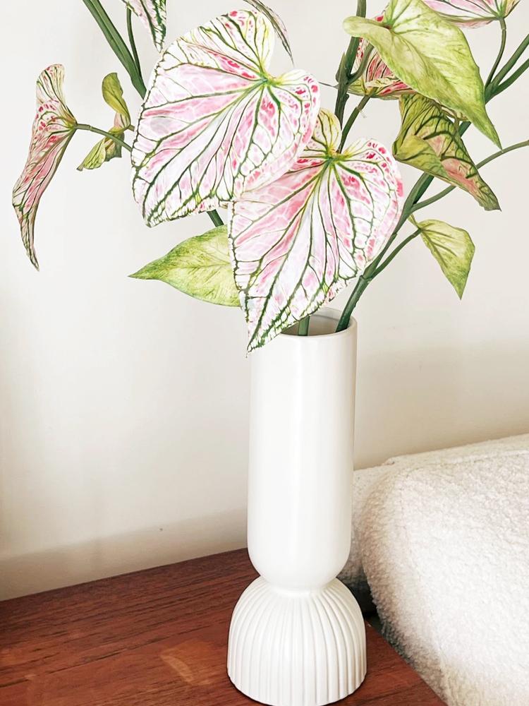 Artificial Caladium Plant Faux Caladium Plastic Plant Home Decor Faux Greenery for Interiors Floral Arrangement