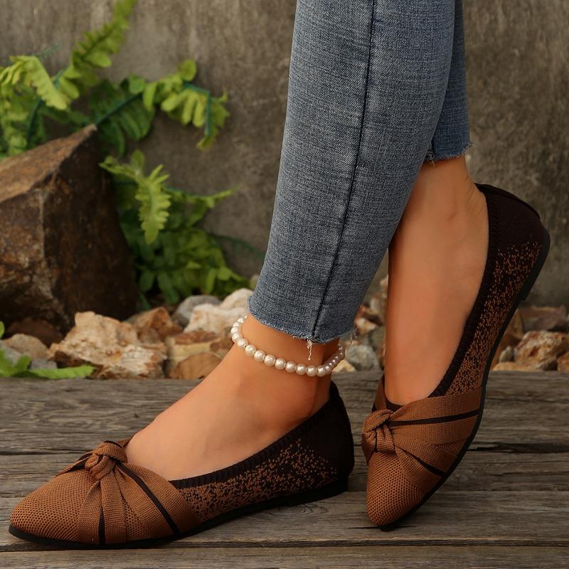 Damen Neue Frühjahrs- und Herbstspitze Flache Einzelne Schuhe Große Größe Mode Fliegendes Gewebe Ein Fuß Slip Lässig