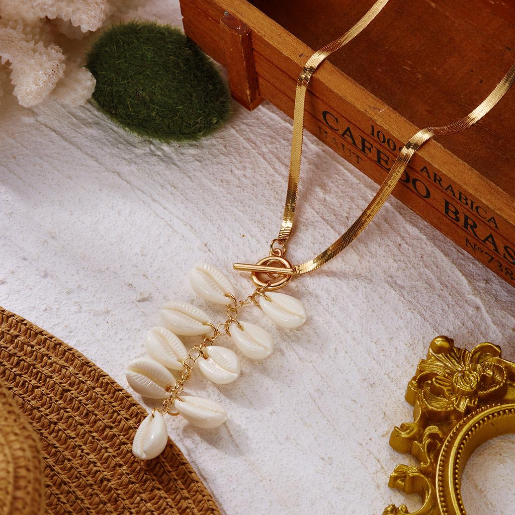 Bohemian Imitation Pearl Pendant Necklaces For Women Shell Tassel Snake Chain Tassel Choker Summer Beach Party Vacation Jewelry
