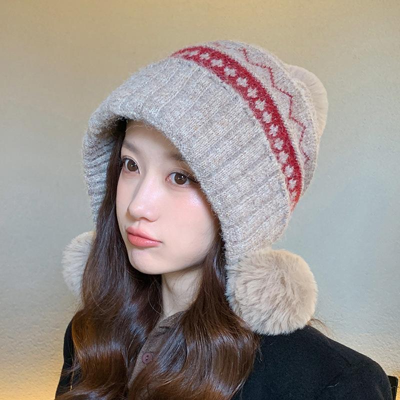 

Осень и Зима Новая Вязаная Шапка Женская Милая с Помпоном Утолщенная Теплая Защита Ушей Холодная Шерстяная Шапка one size серый