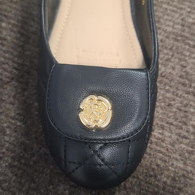 Gentle fairy pearl rhombus flat-bottomed shallow mouth ballet single shoes female retro Mary Jane shoes small leather shoes