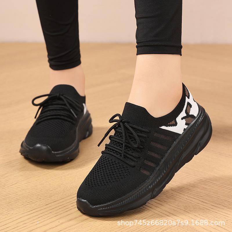 

Summer new white Yang Liping square dance shoes women s lightweight soft-soled dance sneakers shuffle dance shoes 42