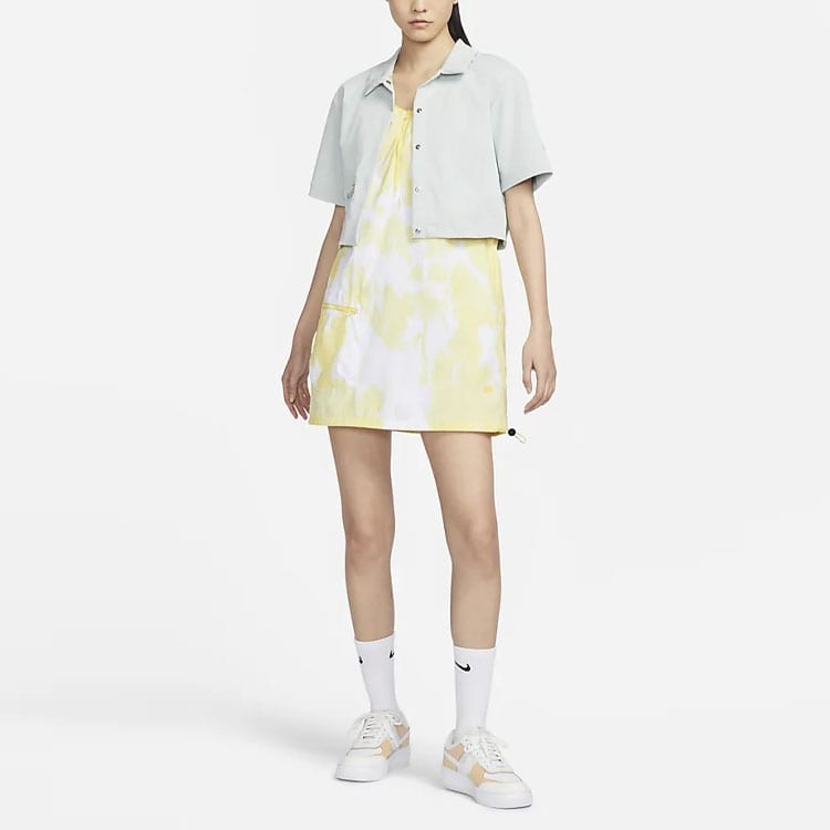 Nike SPORTSWEAR TECH PACK Sleeveless Dresses Women's Lemon Crew Neck Moderate Short DV8486-706