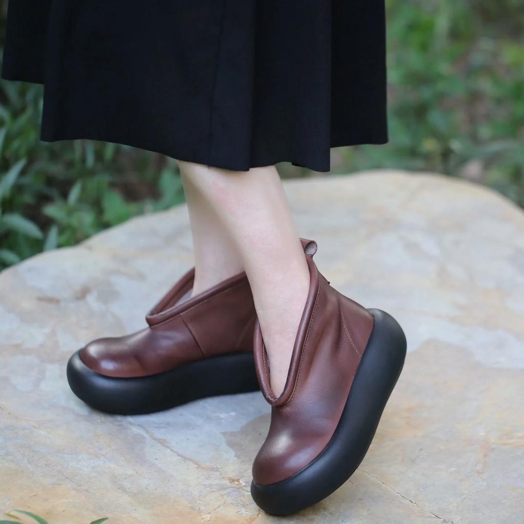 Retro Flat Platform Ankle Boots Women Slip On Platform Boots Genuine Leather Thick Heel Shoes Luxury Soft Short Boots