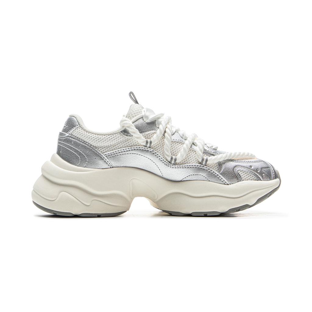 Li Ning Cushioning Slip Resistant Abrasion Resistant Support Rebound Low Top Casual Shoes Women's Silver White AGCV134-4
