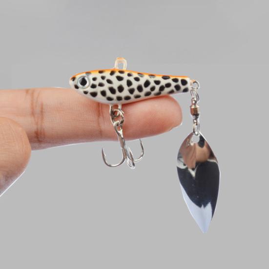 5Pcs Fishing Lures Realistic Looking Bright Colors Rotation Spoons Freshwater Spinner Artificial Metal Lures Hard Baits