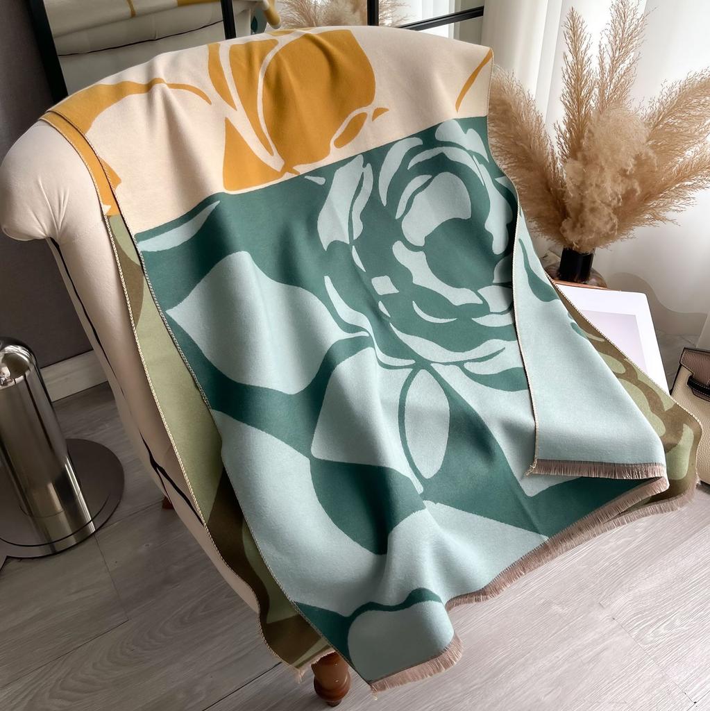 Camellia Plant Floral Splicing Fashion Scarf Scarf Air Conditioner Shawl Woman