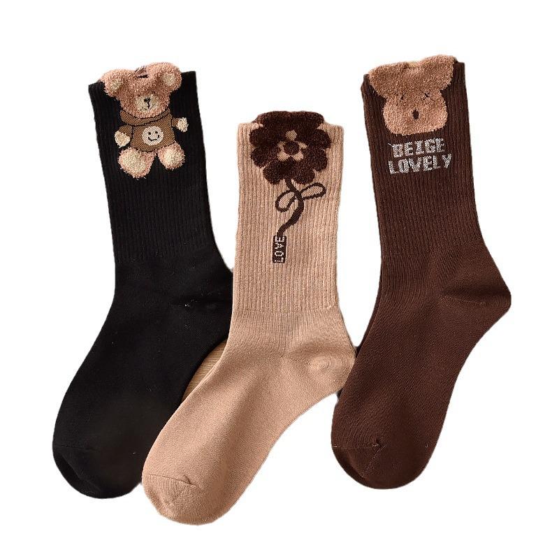 Women's Cute Cartoon Bear Mid-Calf Socks, Cotton Feather Yarn, Thick and Cozy, Black Japanese Style.