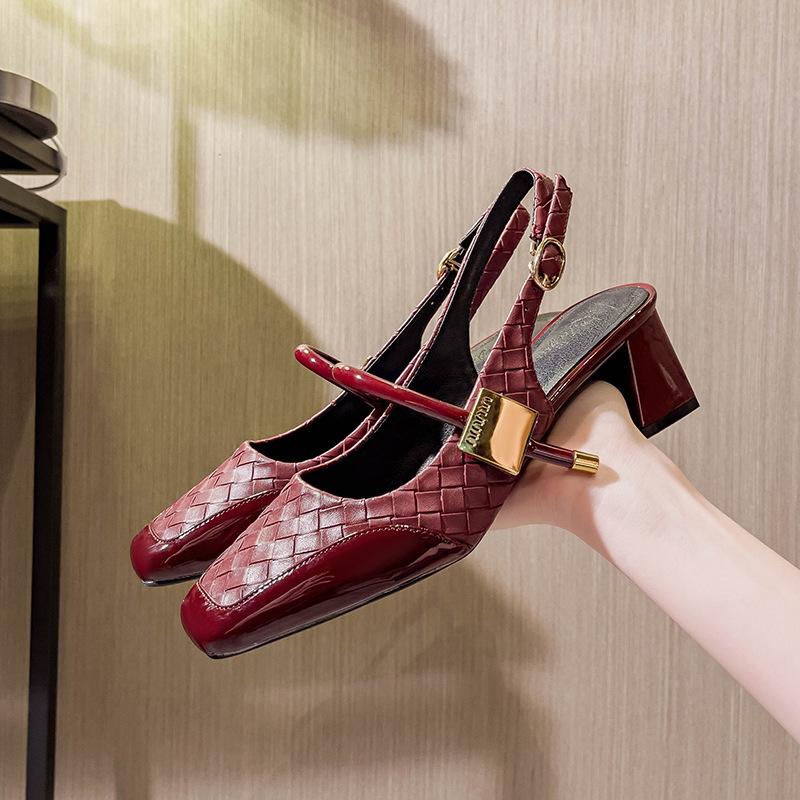 

Французское слово с сандалиями на каблуке-рюмке женские 2025 новые туфли-лодочки летние красные с квадратным носком на высоком каблуке 34 бордовый