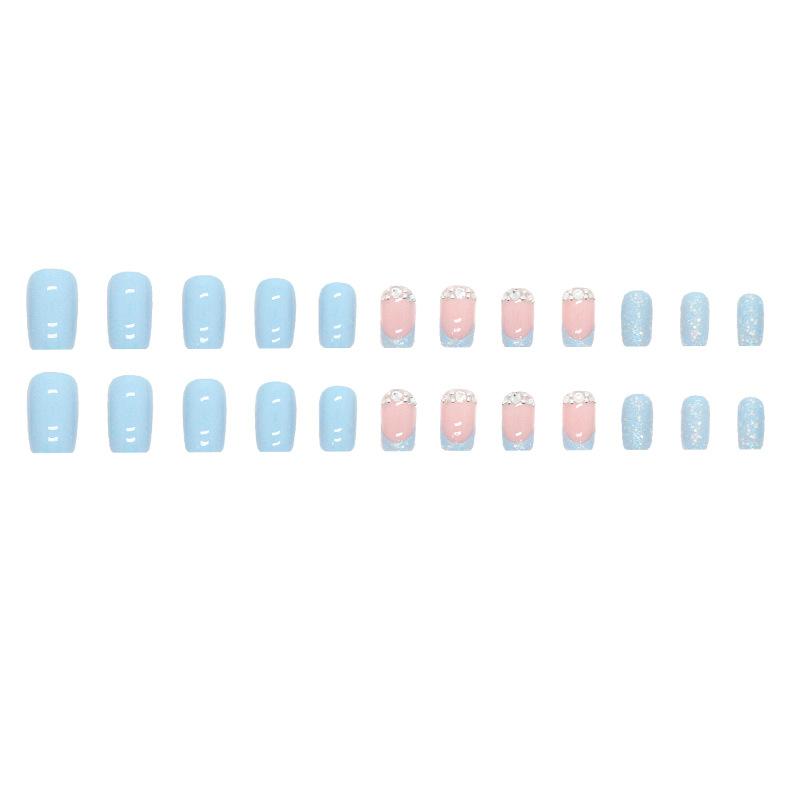 Mittelgroßer rechteckiger Nagel mit Blitz-Diamant-Finish, himmelblaues Nagelkunststück, künstlicher Nagel, 24 Stück pro Box