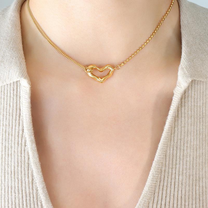 Korean Fashion Titanium Heart Clavicle Necklace with Double-Sided Texture