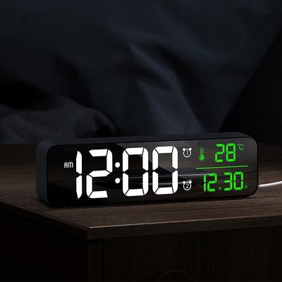 Digitální LED budíky pro ložnice Snooze Digitální zrcadlové hodiny s USB nabíječkou Velký bílý displej