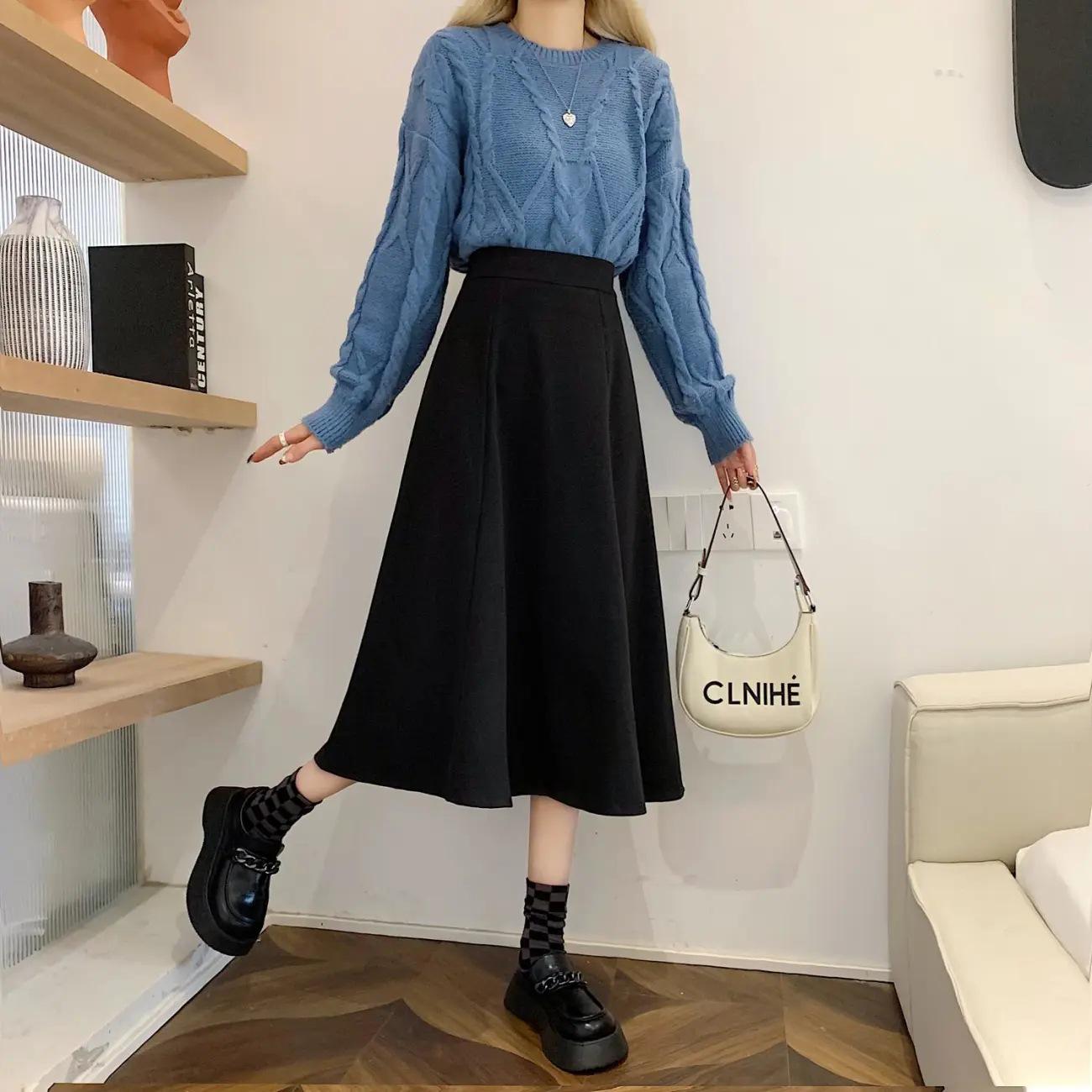 

Summer High-Waist A-Line Mid-Length Black Skirt for Plus Size Women Large чёрный
