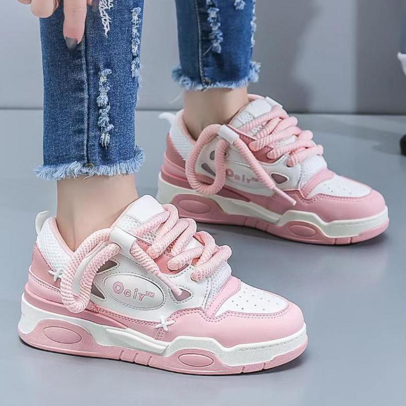 Fashion Black Platform Sneakers Woman Pu Leather Design Low Top Skateboarding Shoes For Women Outdoor Thick Sole Sports Shoes Lace Up