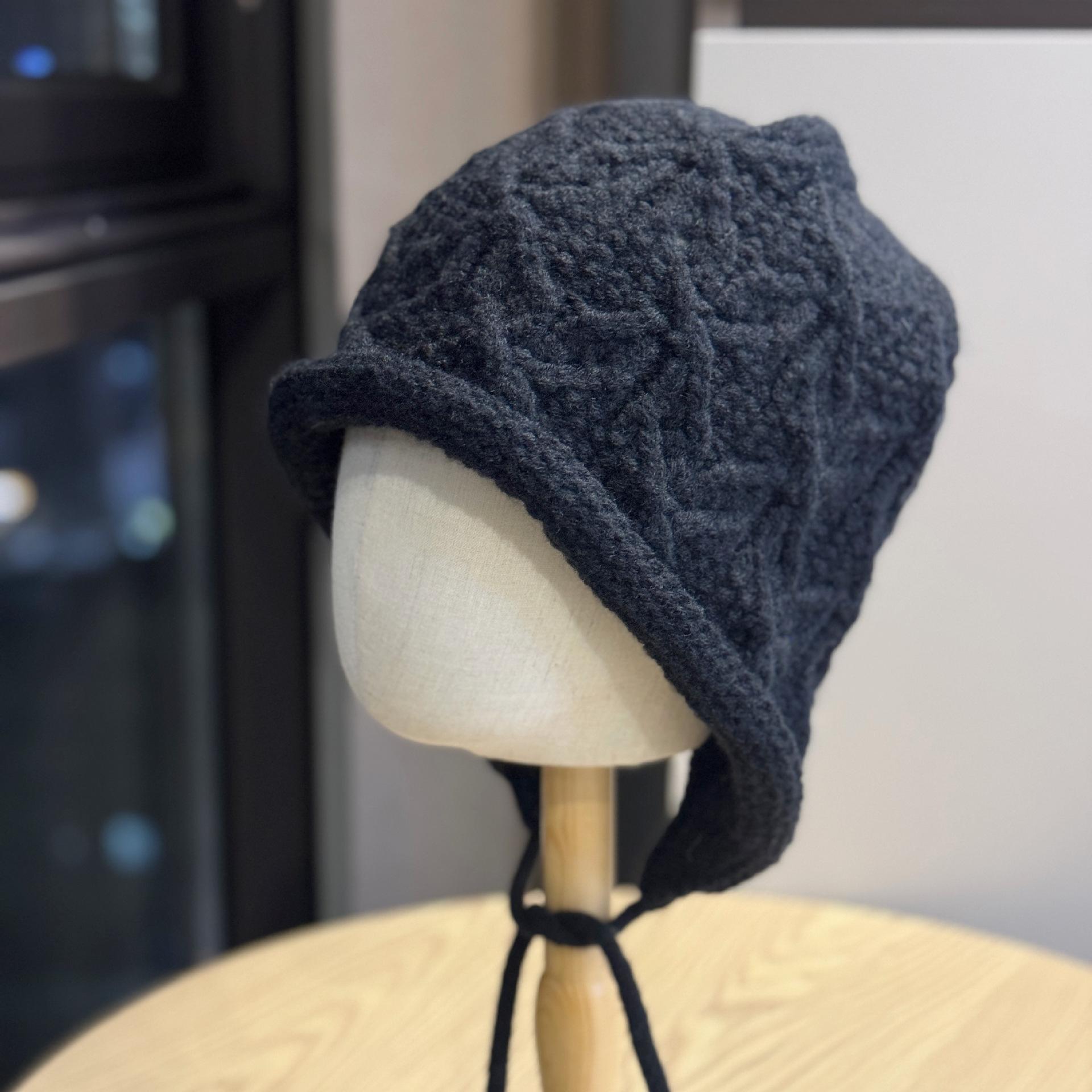 Korean-style loose-fit split-ear woolen hat, twisted knit hat for women, autumn and winter hat, stylish and versatile postpartum hat, trendy Adult54-60Average Size чёрный