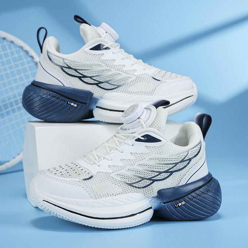 Boys' Autumn 2025 Mesh Sports Shoes with Rotating Buckle and Carbon Plate for Older Kids