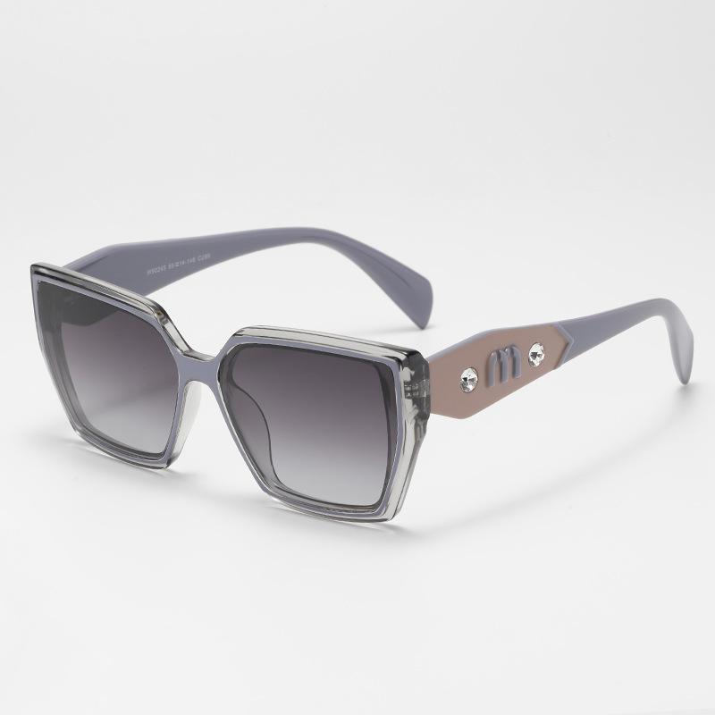 Stylish M Design Cateye Women Sunglasses Fashion Brand Female Popular Sun Glasses Trending Driving Shades Uv400