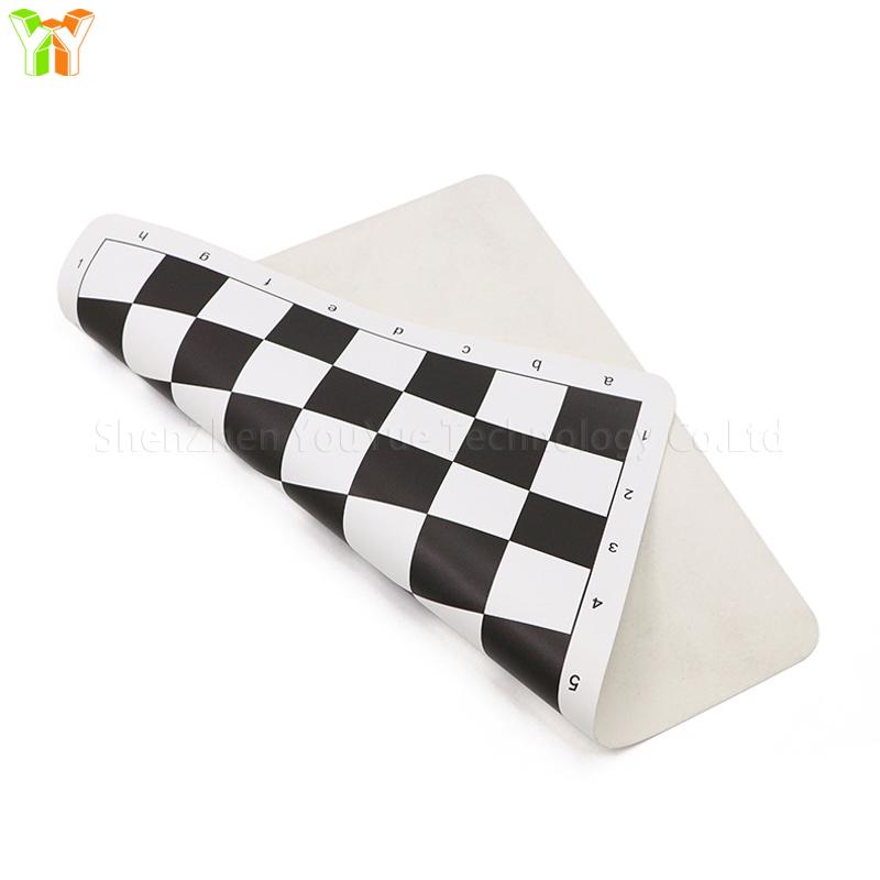 Neues Universal Aufrollbares Schachbrett aus Leder Leichte Turnier-Schachmatte Tragbares Weiches Aufrollbares Schachbrett für Anfänger