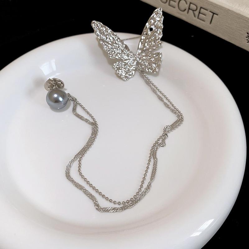 New Elegant Butterfly Pearl Tassel Brooch Pin for Women Lapel Pins Suit Badge Wedding Party Fashion Jewelry Accessories