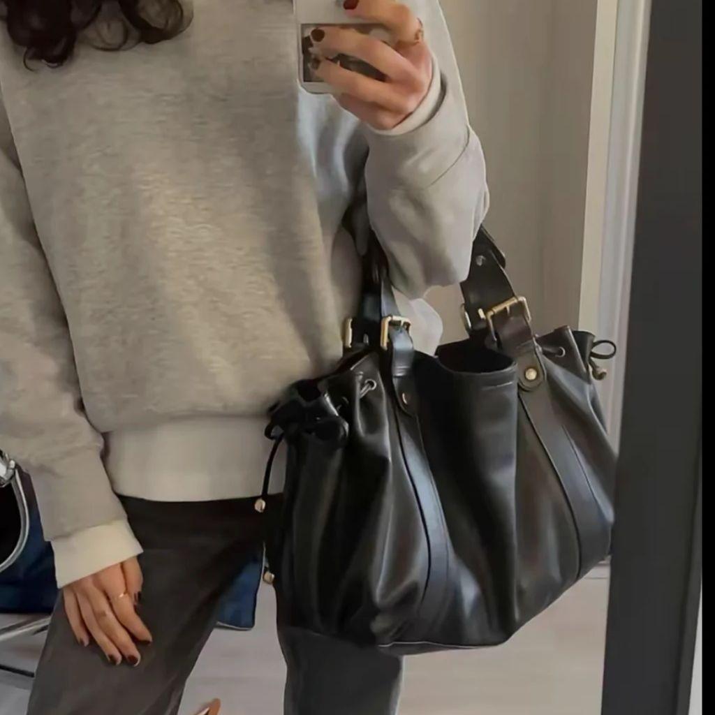 2026 Women's Crossbody Simple Handbag Commuter Shoulder Bost Bag Stylish Versatile Work Bag Soft Polyester Interior
