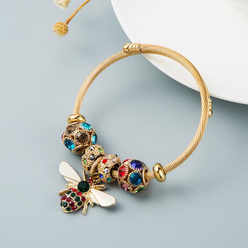 Gold Alloy Adjustable Bee Bracelet with Shiny Diamond Ball - Hot-Selling Pandora Style Jewelry