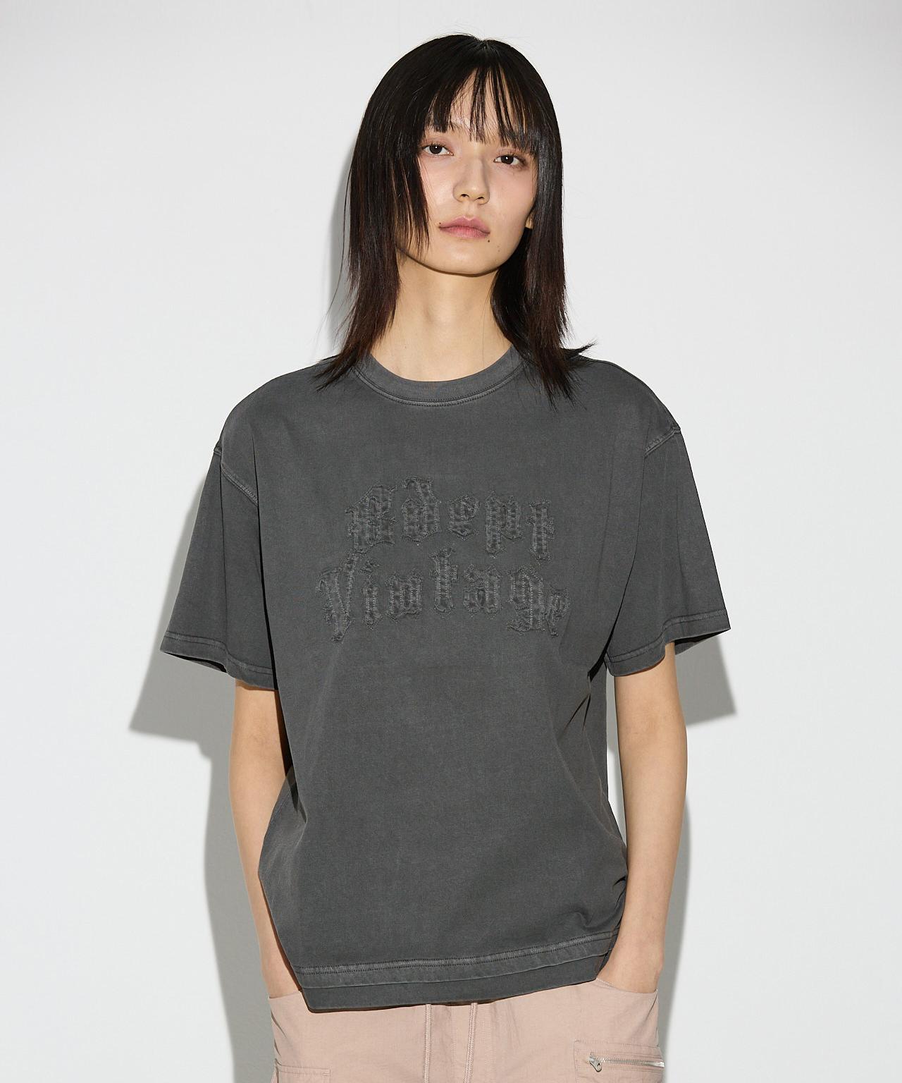 Burkeru Women S 20S Single Patch Artwork Short Sleeve T-Shirt Charcoal Gray Charcoal Grey_Xs