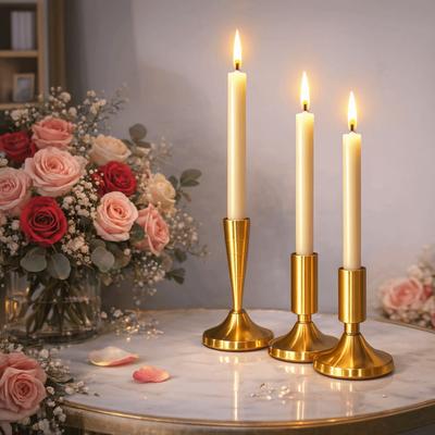 2PCS Vintage Style Candlestick Holders Decorative Durable Candle Stick Holders Metal Construction Valentine's Day Candlestick