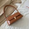 Retro Shoulder Bag Women Small Hobo Handbag Underarm Shoulder Purse for Mobile Phone Lipstick