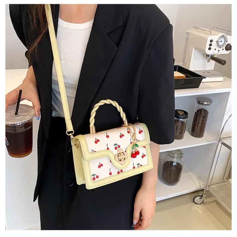 Sweet Cherry Square Chains Crossbody Bags for Woman Luxury Designer Brand Handbags Shoulder Bag New Female Black White HandBag