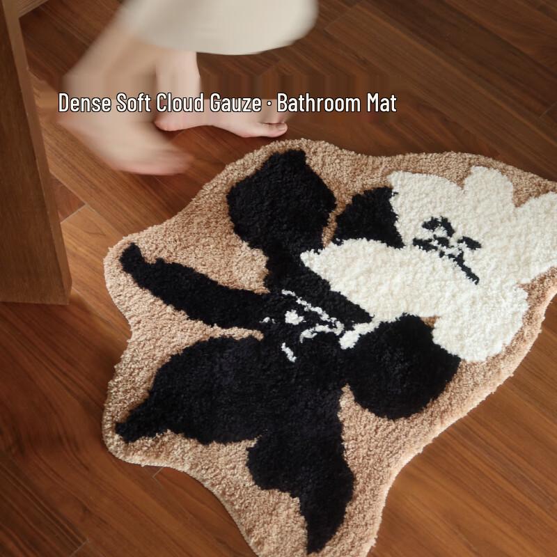 Elegant Lily Flower Absorbent Non-Slip Bathroom Mat