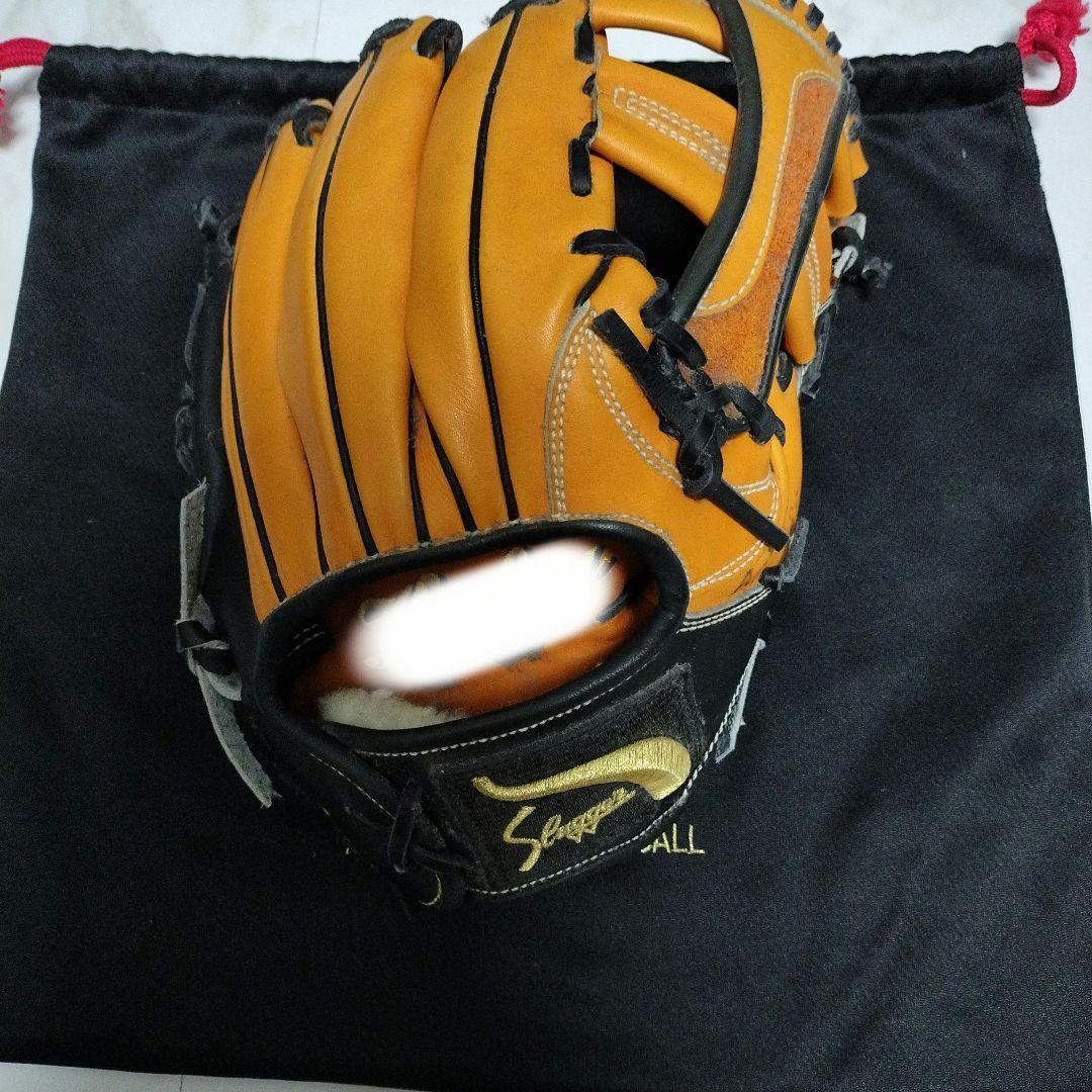 Used Kubota Slugger hardball infield glove KSG-24MS