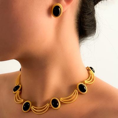 Dámské náušnice a náhrdelník v dvorním stylu, retro lehký luxus vykládaný drahokamy, luxusní řetízek na klíční kost